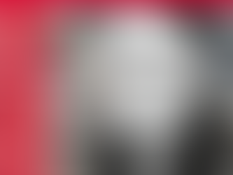 ETIENNE PLUSS | Die Passagierin