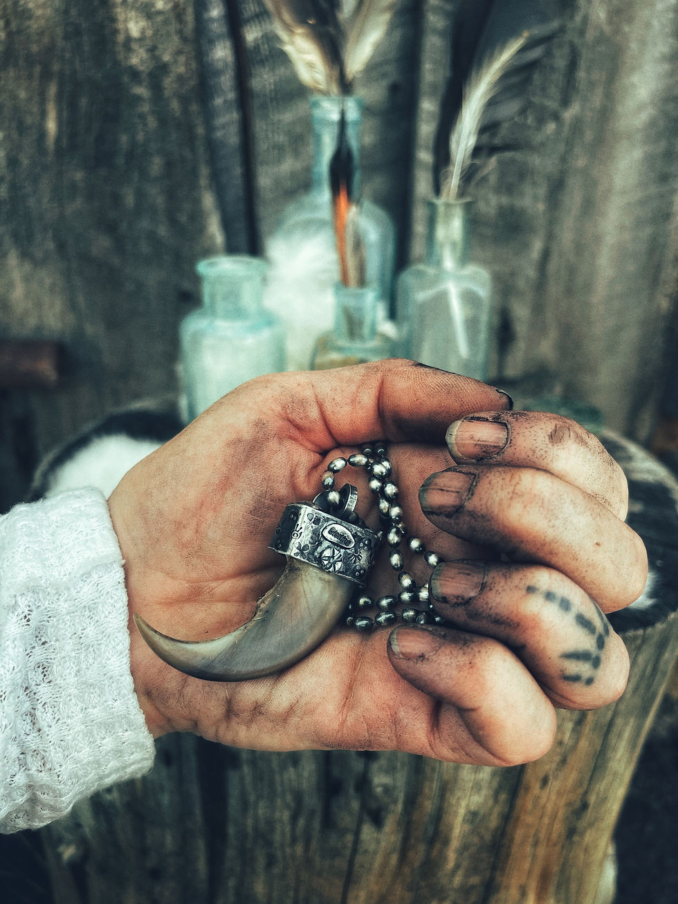Thumbnail: *BEAR CLAW TALISMAN No. 102*