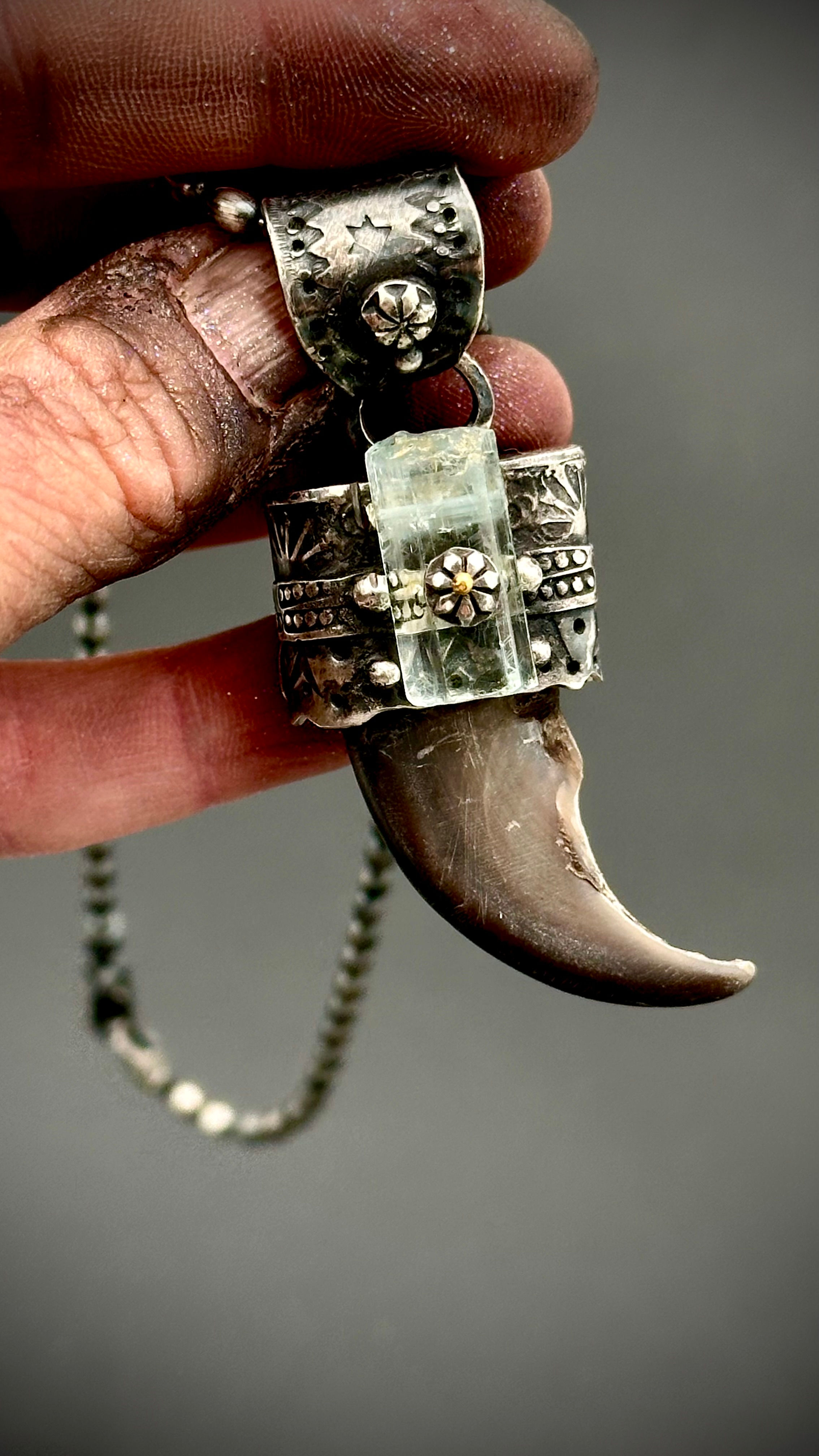 AMY No. 59 ❅ Bear Claw Talisman