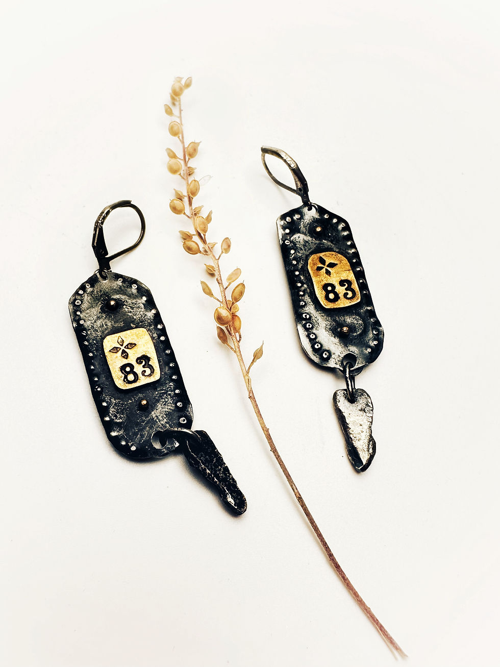 Thumbnail: Folk ♥ Off Earrings No.9