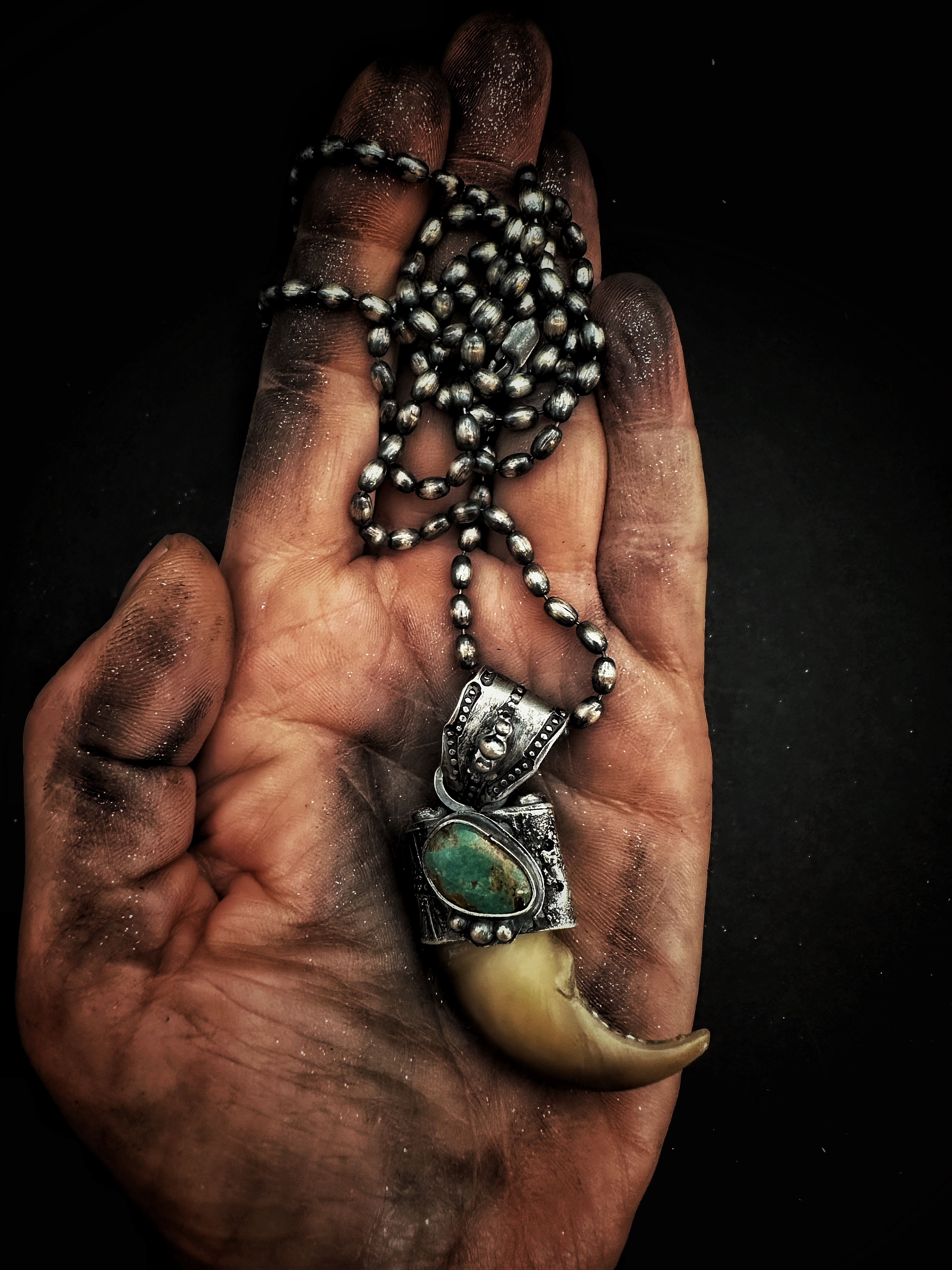 No. 17 Luxe Bear Claw Talisman