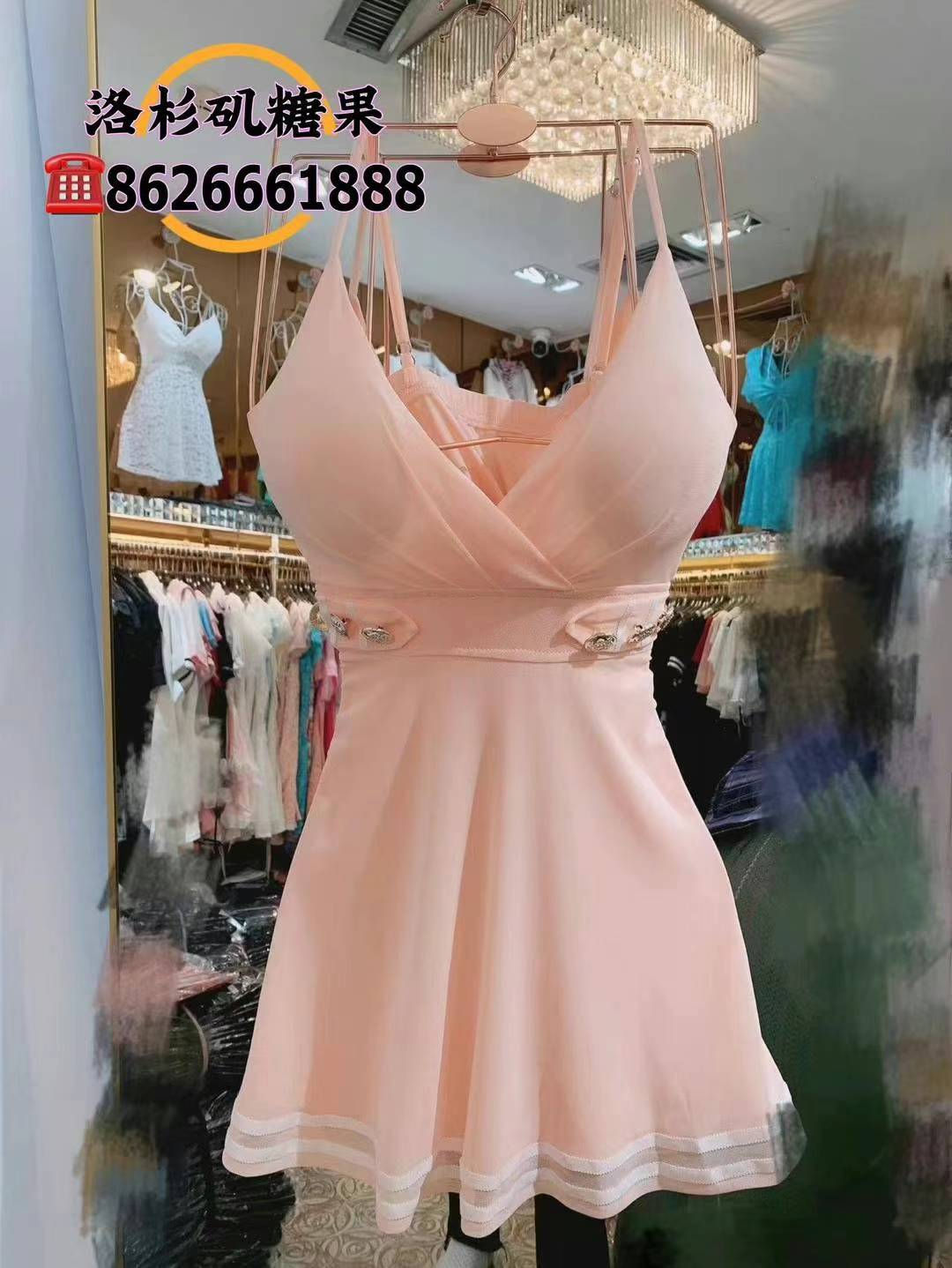 弹力网纱V领A字裙