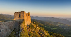 chateau-Montsegur-Ariege-Pyrenees-Tourisme-oscarrodbag-1725x900.jpg