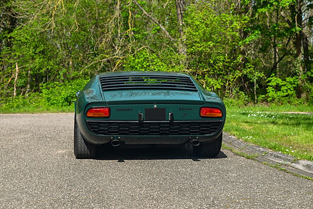 Timeless Classics - Lamborghini Miura P400 S 4021