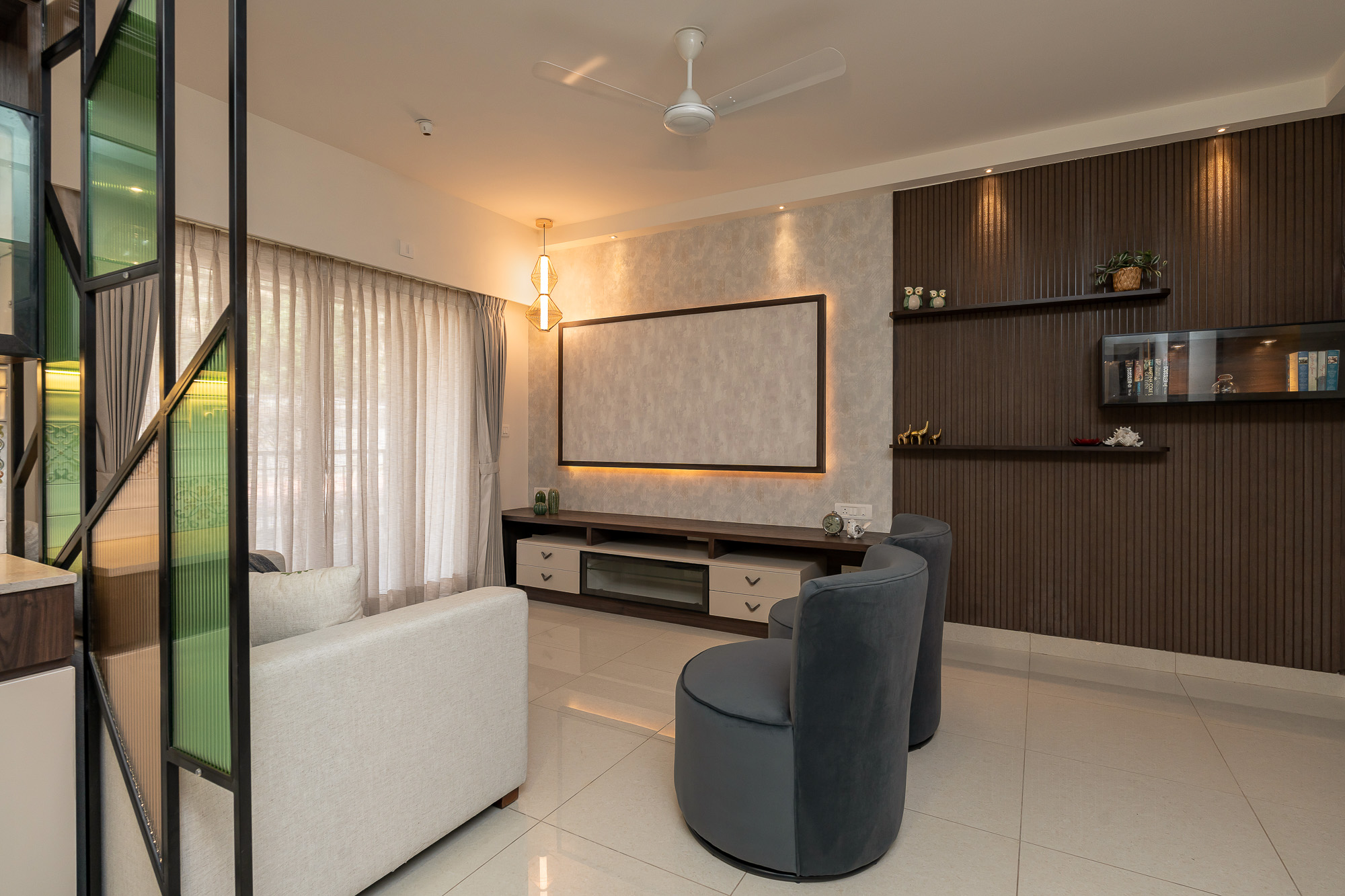Raja Ritz Classic interior