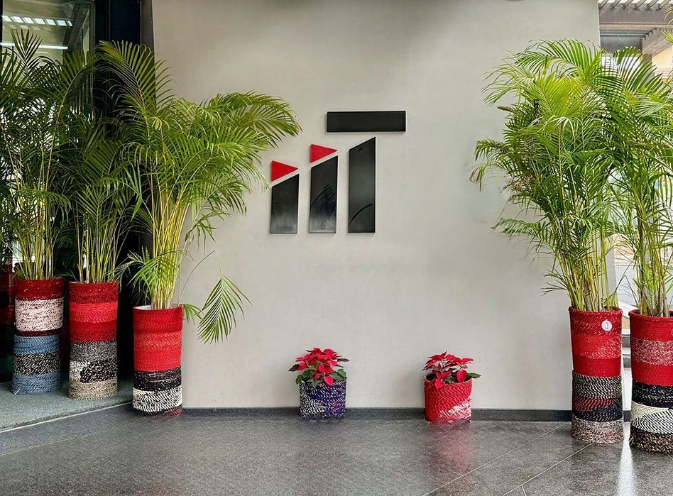 Rangori for naturally cooling interiors