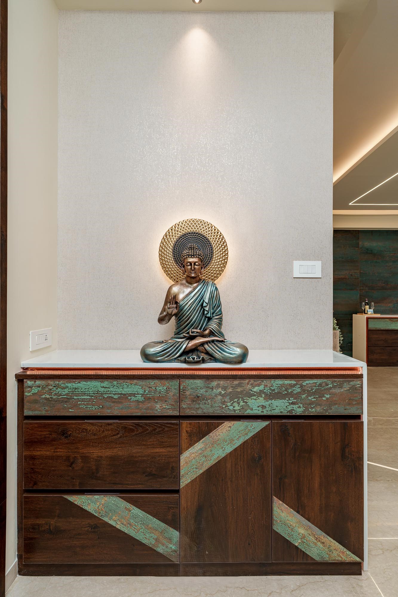 Peninsula Heights interior