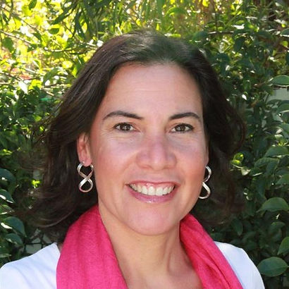 Janet-Pinto-Correia-200x200_edited.jpg