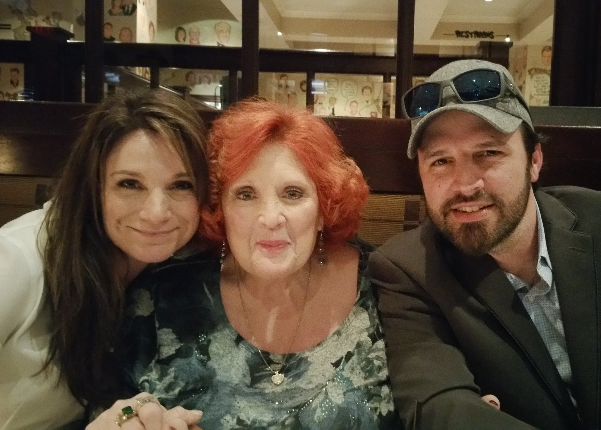 Lulu Roman-Mark Wills