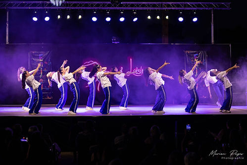 gala-enjoy (303)_signée.jpg