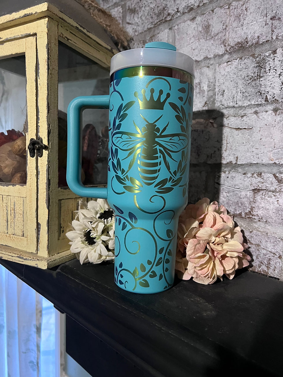Thumbnail: 40oz Queen Bee Engraved Tumbler