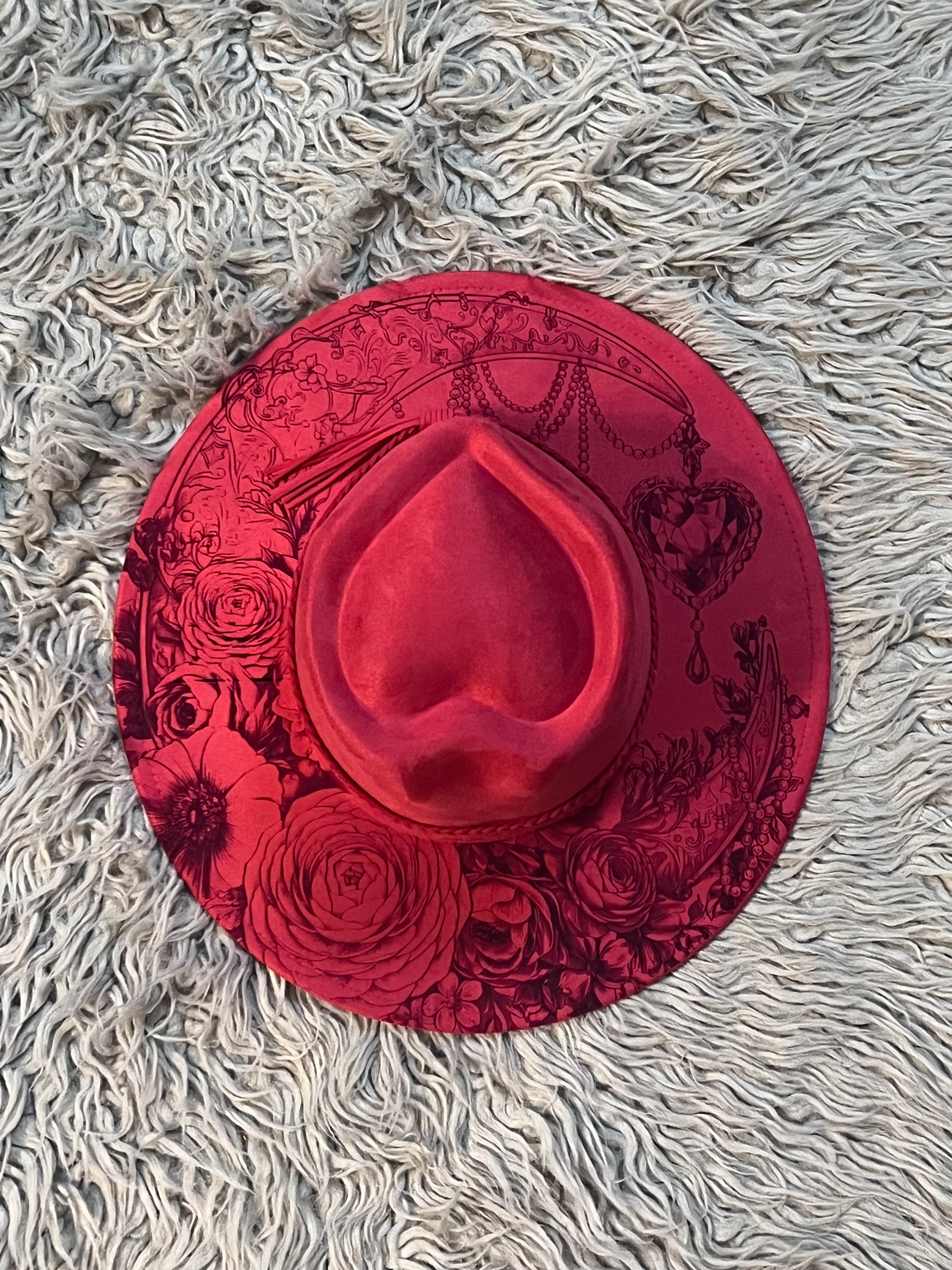 Moon and roses hat