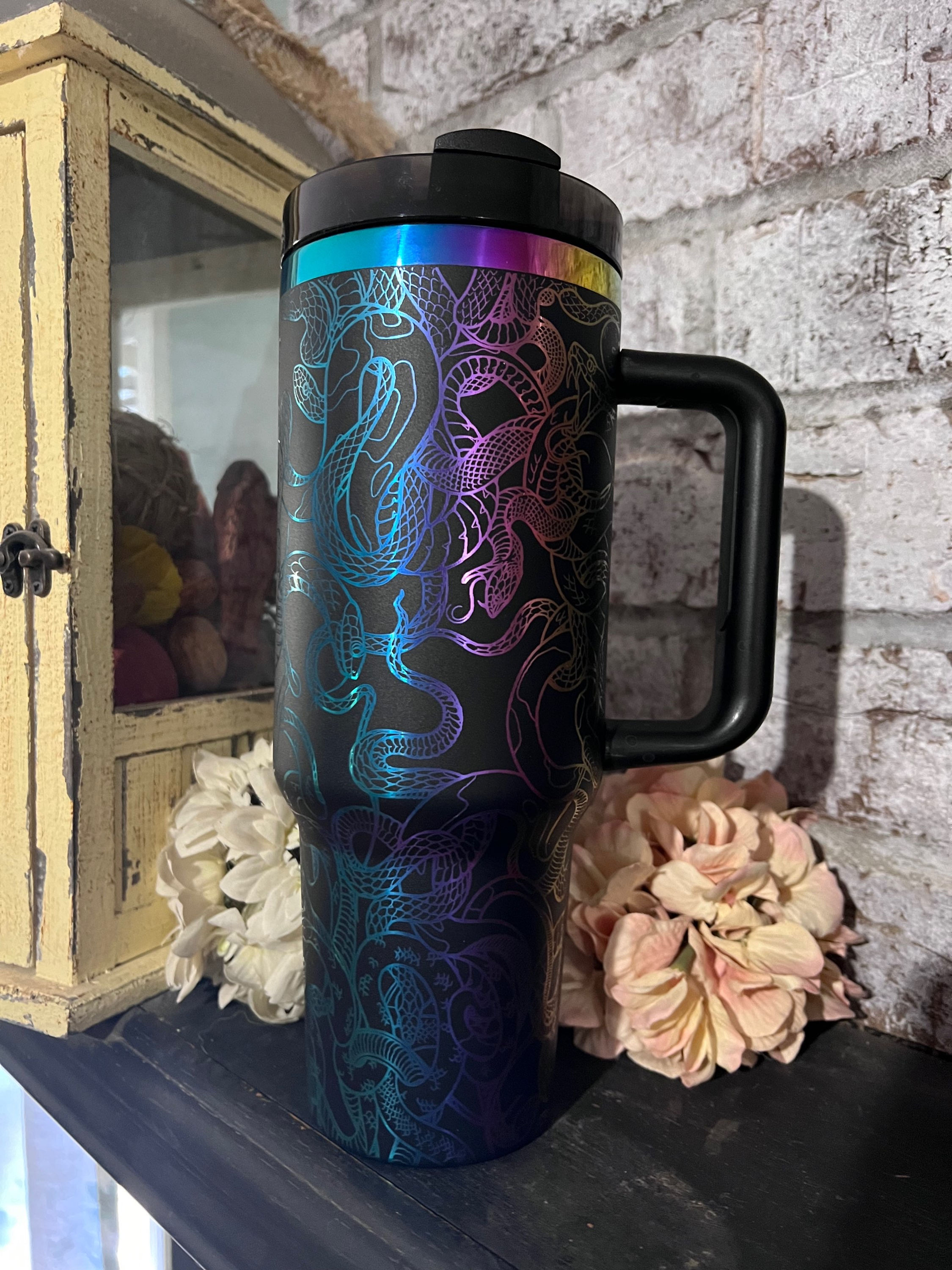 40oz Snakes engrave tumbler 