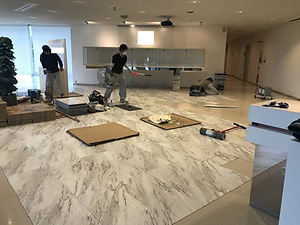 某工場エントランス床工事