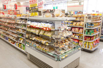 ローソンの店内