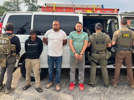 ICE San Antonio anuncia 275 arrestos de extranjeros indocumentados durante un operativo conjunto