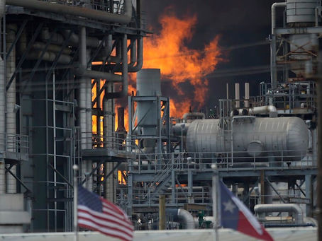 Fuga de ácido en refinería de Pemex en Texas deja 2 muertos y 30 hospitalizados