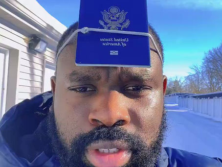 TENDENCIA: Ligar el Pasaporte a la Frente