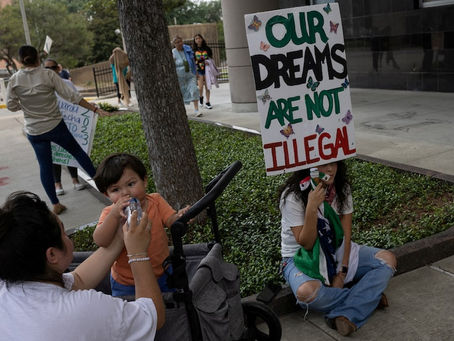 Tribunal de apelaciones rechaza protección a ‘Dreamers’ que había otorgado Biden