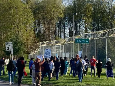 ICE detiene a 14 trabajadores agrícolas en Nueva York