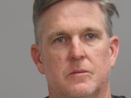 Un funcionario electo del condado Brazos fue arrestado por malversasión de fondos