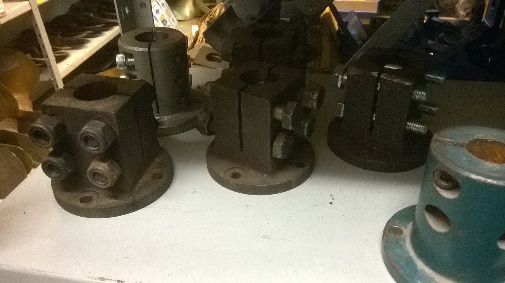 Käytetyt akselilaipat, begagnade axelfläns, Second-Hand Shaft Flanges