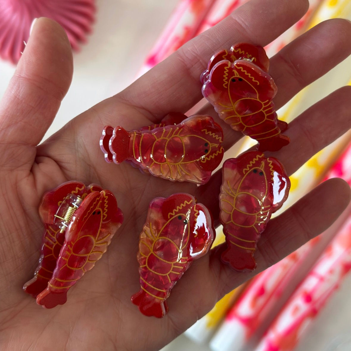 LITTLE LOBSTER HAIR CLIP