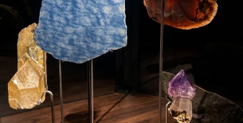 picture of various mineral on stand