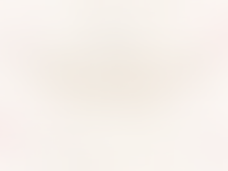 Intégrer des objets d'art en cristal dans votre décoration intérieure apporte à la fois énergie et présence.