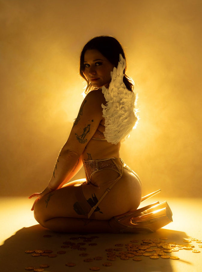 DEVILS POINT WEEKLY DANCER SCHEDULE • TUE, MAR 31ST - MON, APR 6TH • 2026