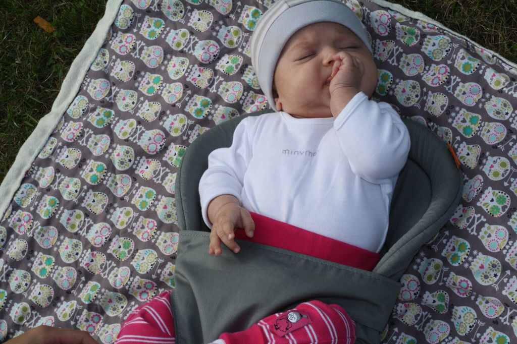 tula free to grow newborn instructions