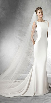 Royal Wedding trend-sleek, sculptural gowns