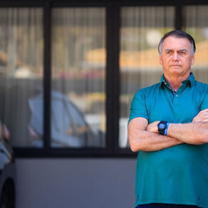 Médico diz que Bolsonaro apresentou melhora, mas evolução do quadro é lenta
