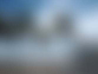 Jovem é encontrado sem vida em praia do litoral de SP; polícia investiga o caso.