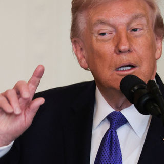 Trump admite falta de 'armamento de ponta', mas diz que EUA têm suprimentos para 'guerra para sempre'