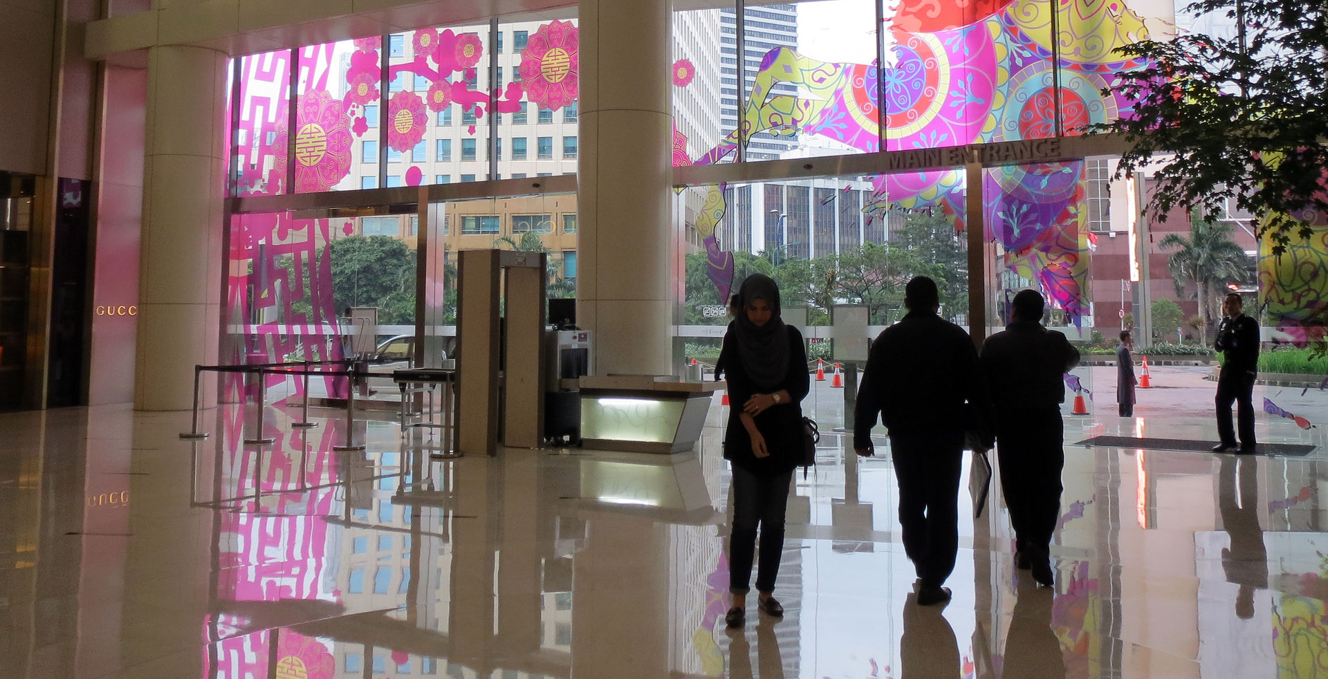 senayan-city-Lobby 2013