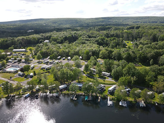 Lakefront RV Camping on Lake Henry