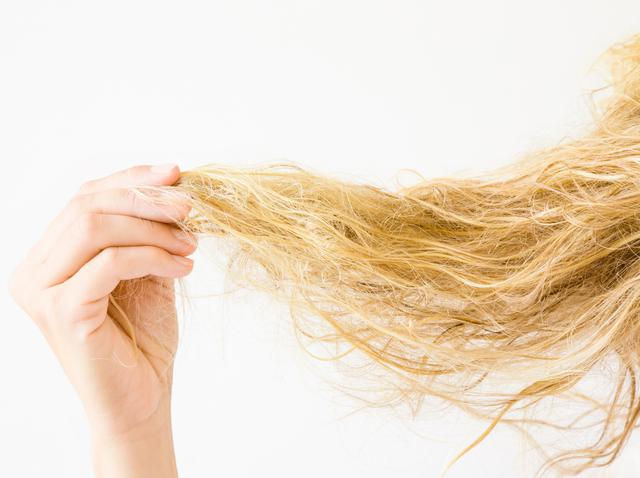 ブリーチでのダメージってどのくらい 髪に与える傷みとその改善方法