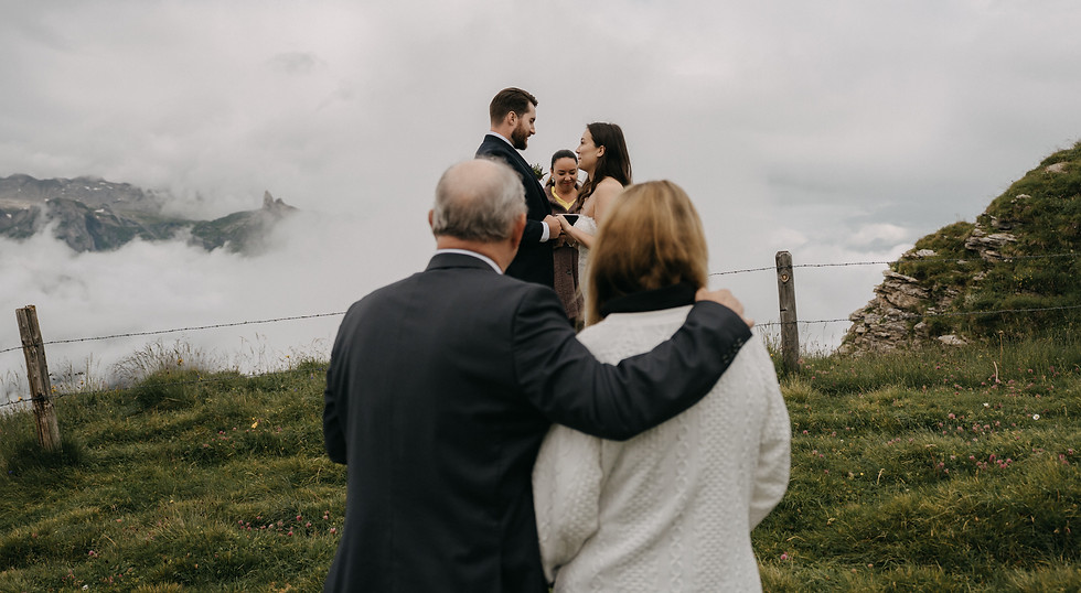 schweizerhochteit_berghochzeit_wallis_belalp_dennisnutz_fotograf_luzern_hochzeitsfotograf_