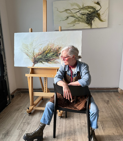 Alicia Studio Sit 1.jpg
