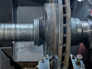 Rem Mobil Panas Berlebih, Ini Penyebabnya