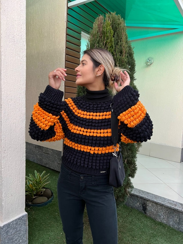 Miniatura: Blusão Cropped Essência