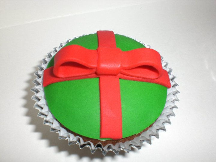 Xmas Cupcakes2.jpg
