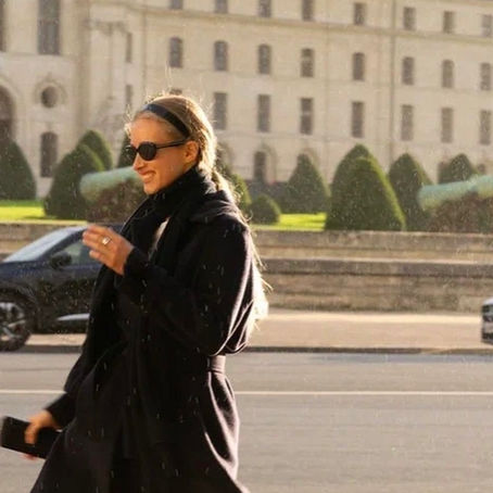 Minimalismo eterno: cómo el lujo silencioso revive los 90