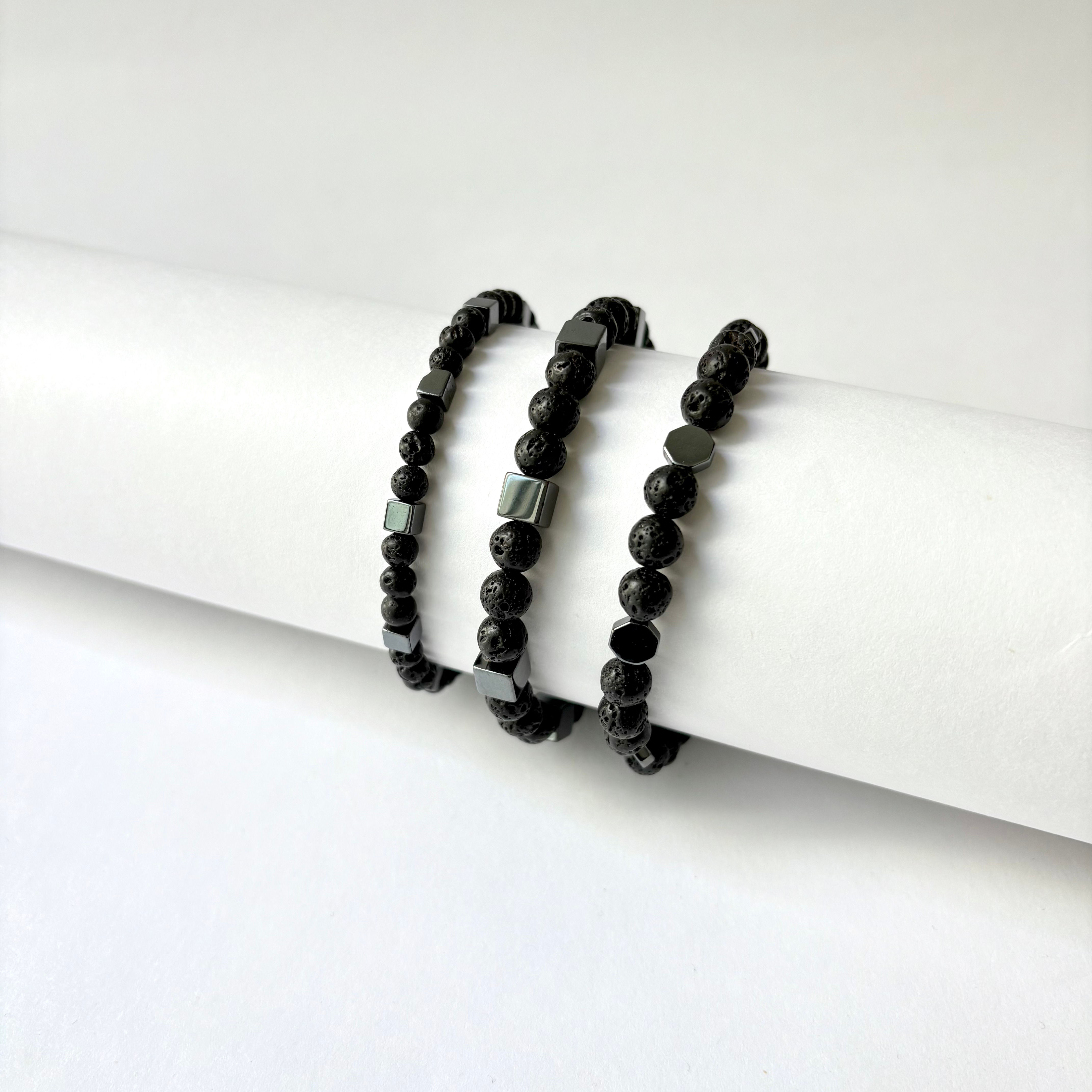 Pulsera Roca Volcánica y Hematita