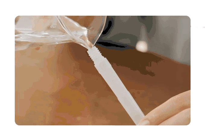 A GIF from Soulpalette's Kickstarter campaign, depicting the all-in-one art kit