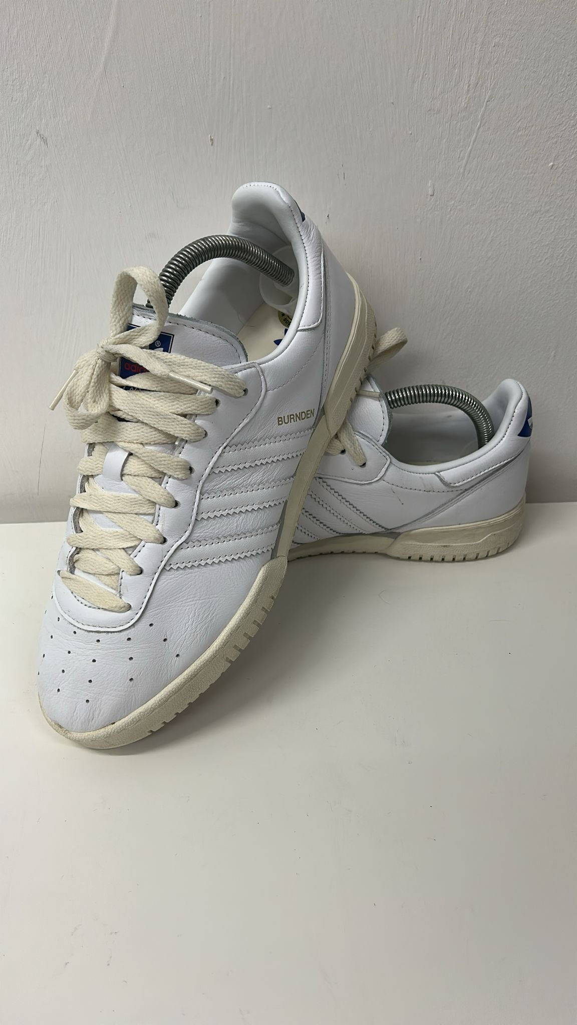 Adidas burden size 7 good condition 
