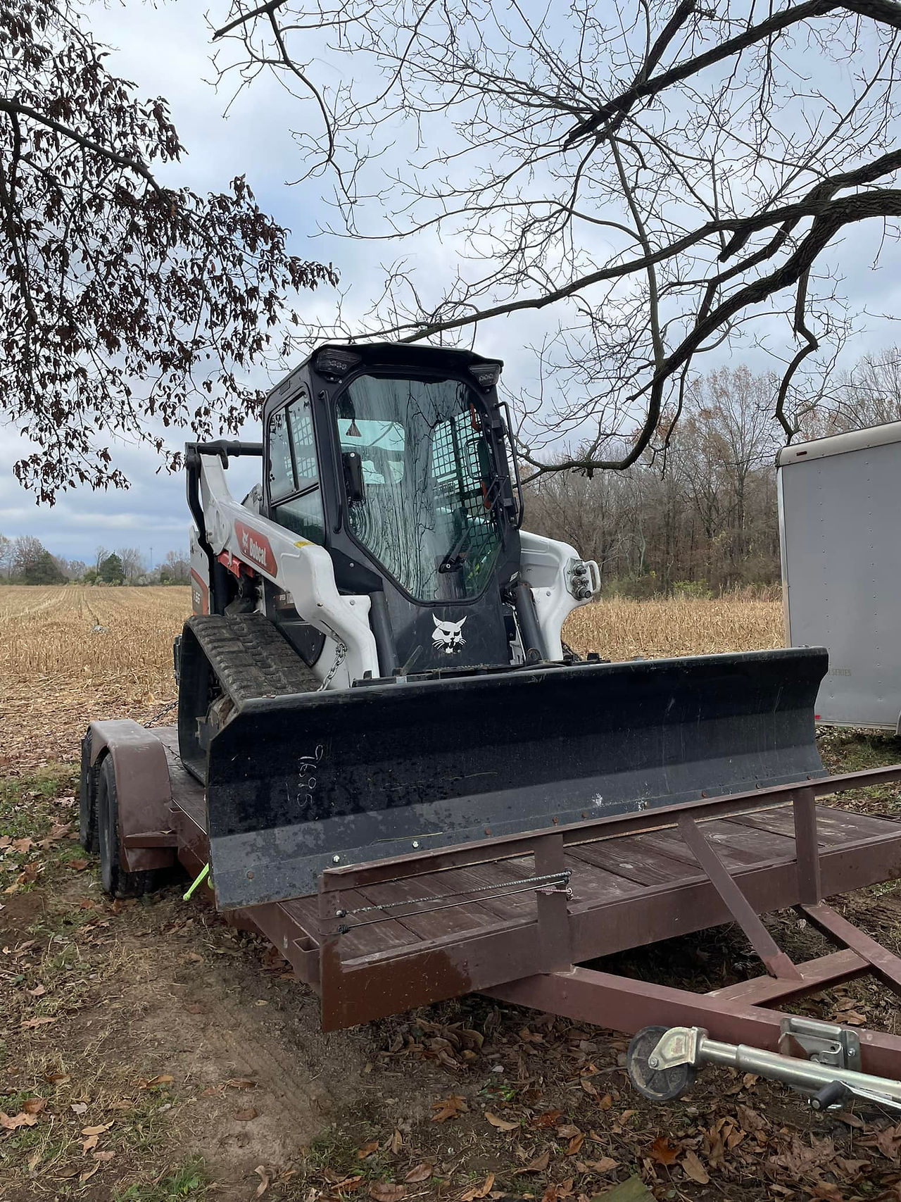 C&C Tree Service providing Commercial and Residential snow removal, salting, and other winter services in Southern Illinois