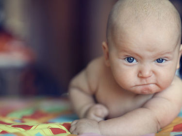 Setrvávání v naštvanosti je projevem dětskosti