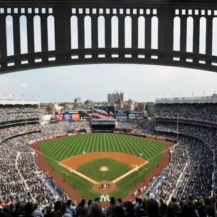 Fresh Ways to Arrive in Style in New York City for Yankees and Mets Games